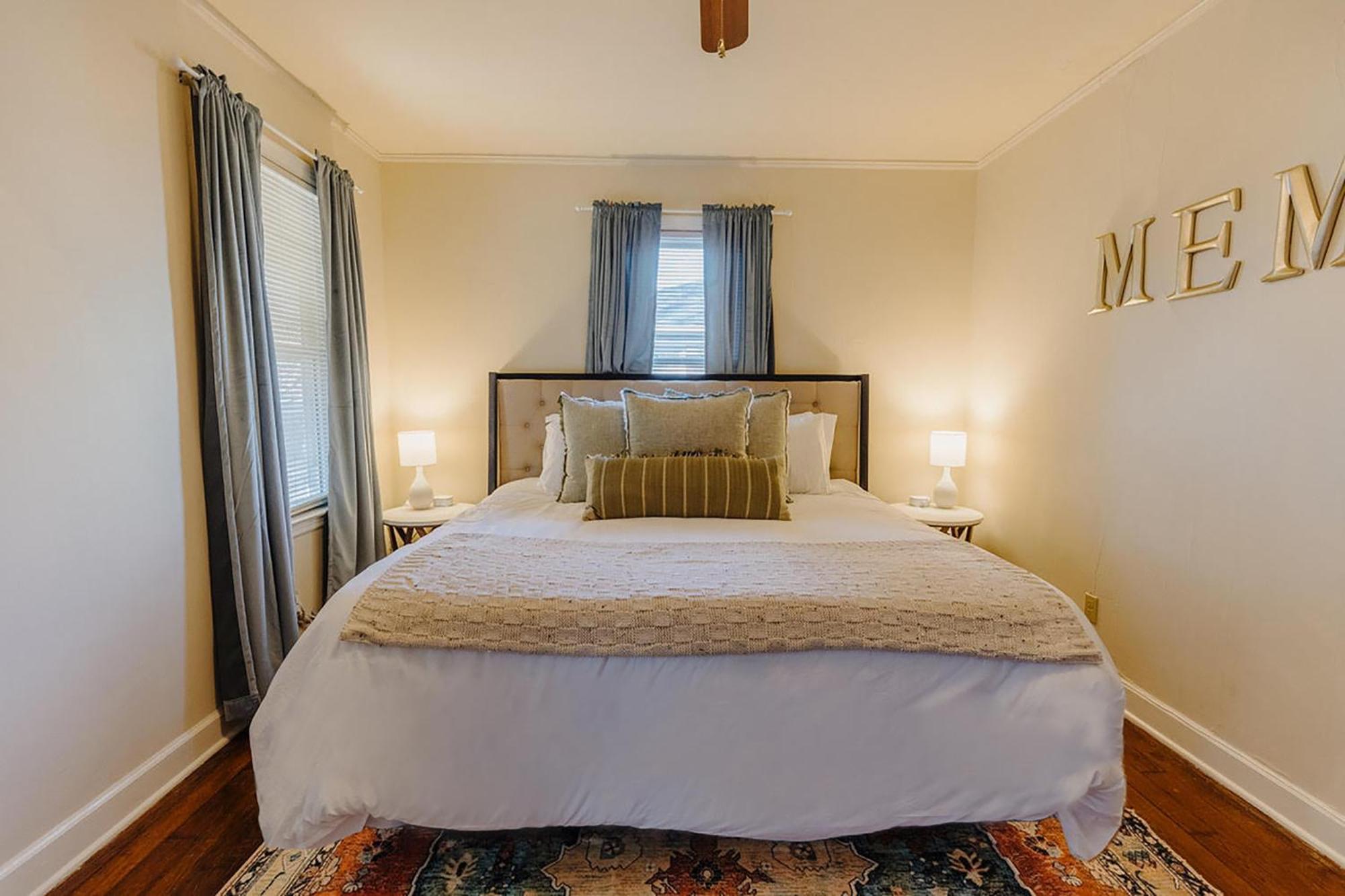Villa Historic Revival King Bed Liberty Bowl Memphis 893 Exterior foto